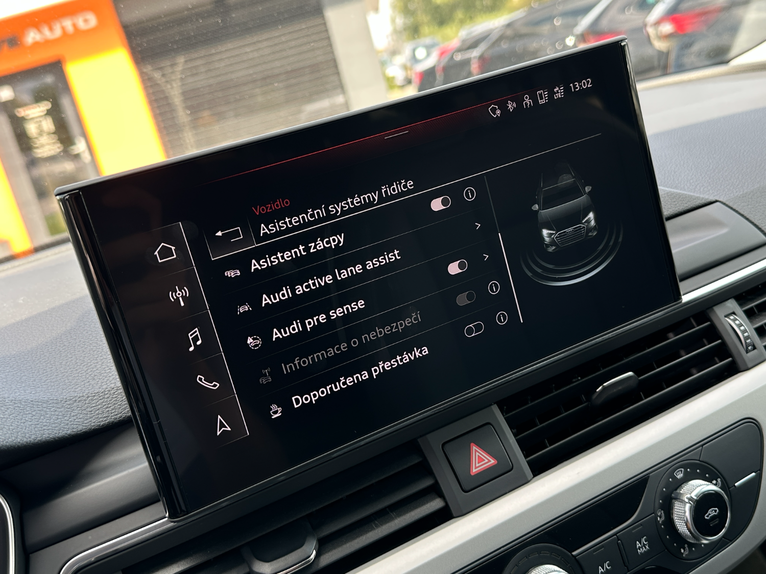 Audi A4 Avant 2.0 TDi MHEV A/T