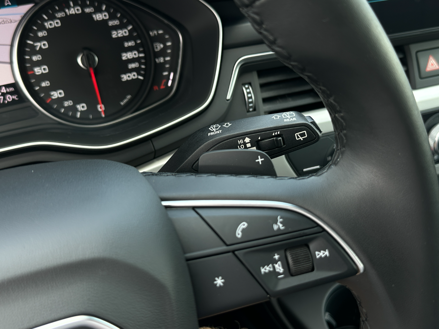 Audi A4 Avant 2.0 TDi MHEV A/T