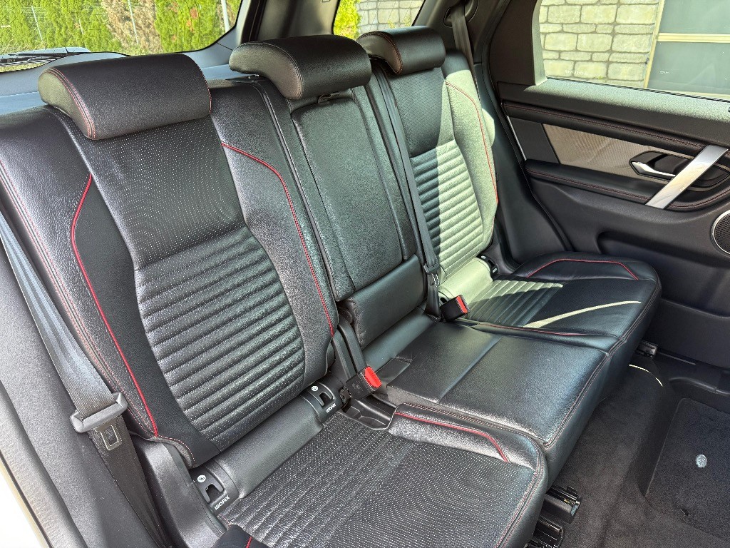 Land Rover Discovery Sport 2.0D D150 R-Dynamic S AWD A/T