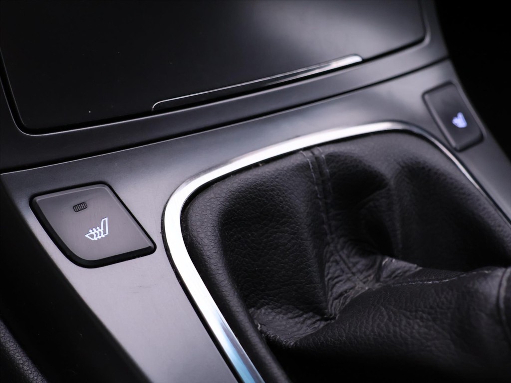 Hyundai Genesis 2.0 TCI