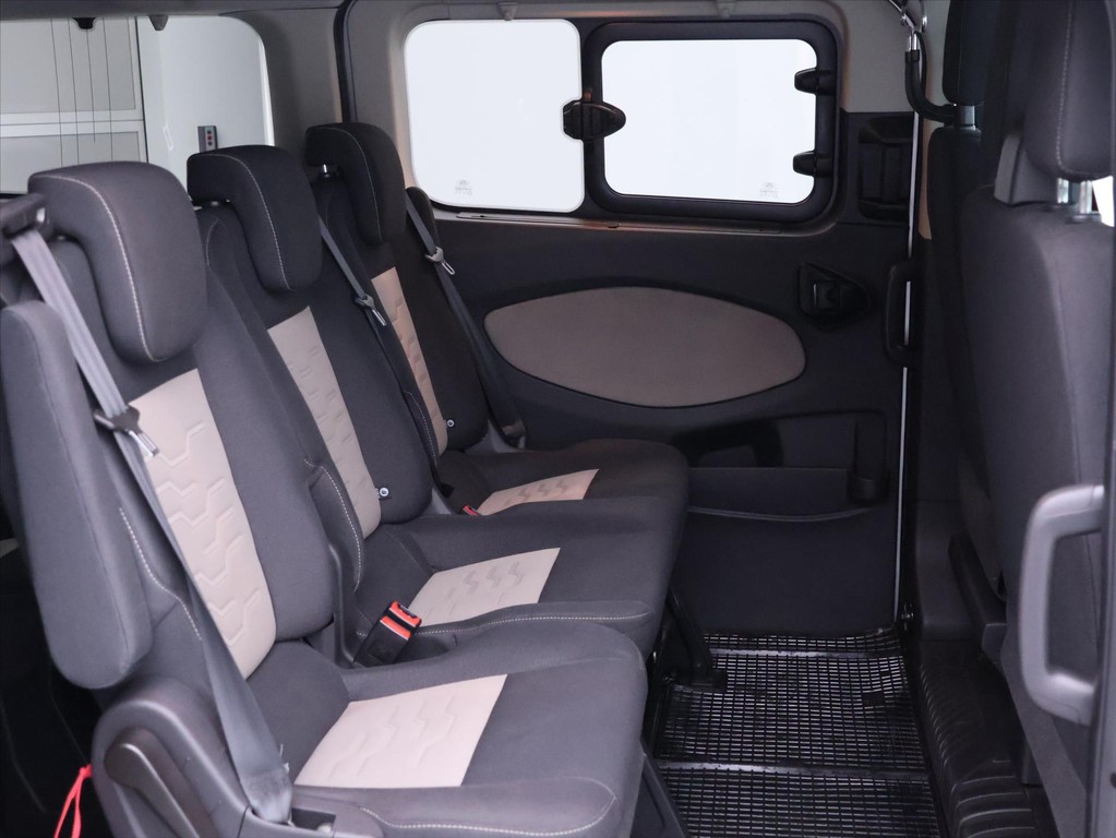 Ford Tourneo Custom 2.0 TDCi