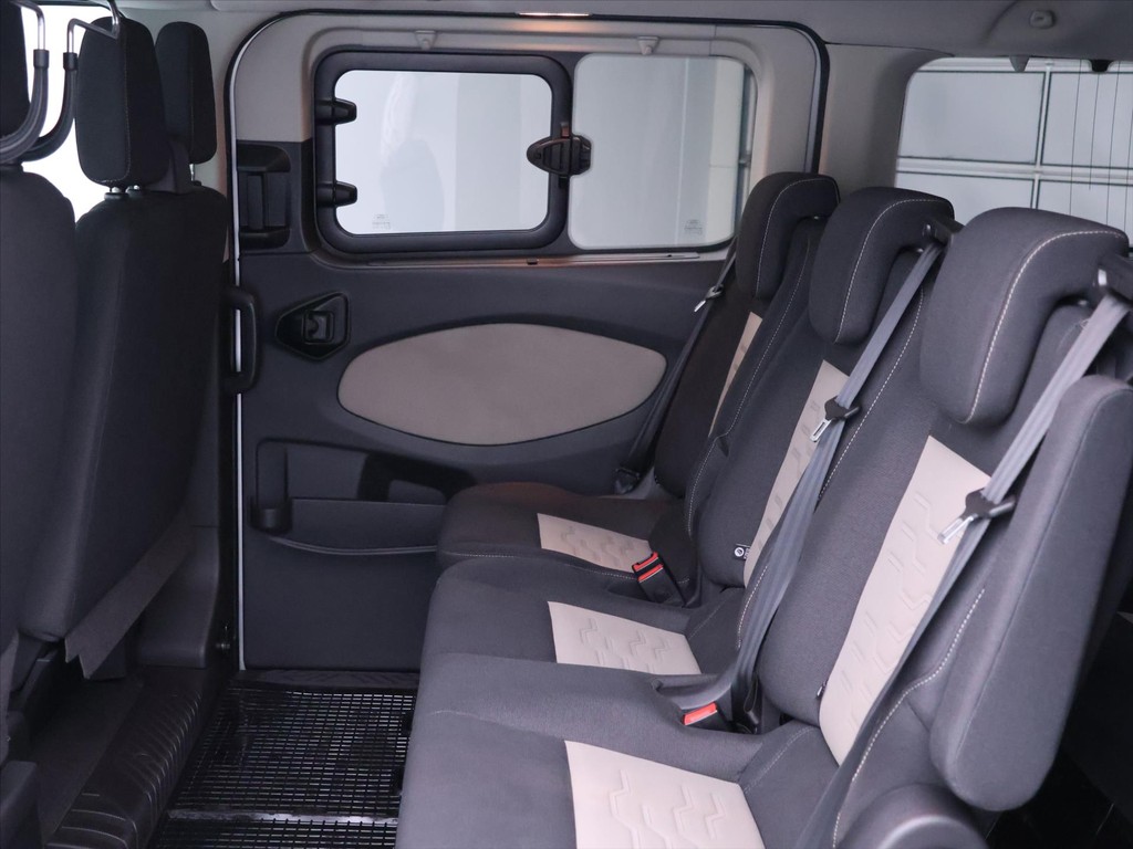 Ford Tourneo Custom 2.0 TDCi