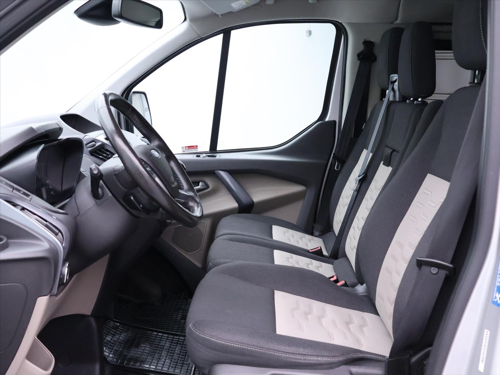 Ford Tourneo Custom 2.0 TDCi