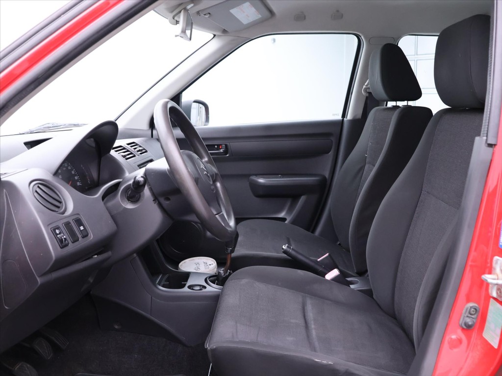 Suzuki Swift 1.3 i