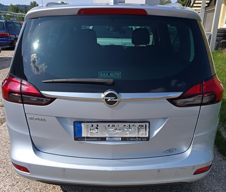 Opel Zafira Tourer Combi 99kw Manuál