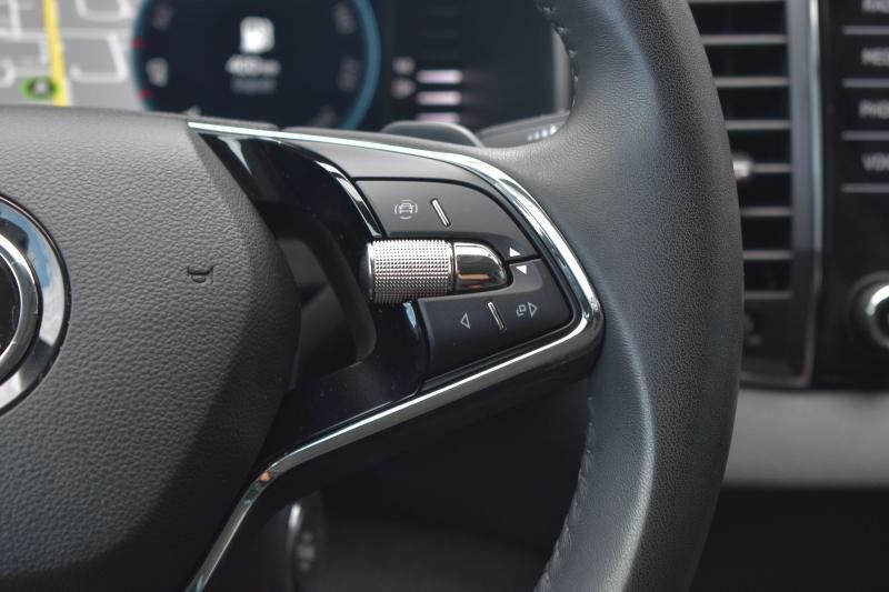 Škoda Karoq 2.0TDI 4x4*STYLE+*DSG*TAŽNÉ*ČR