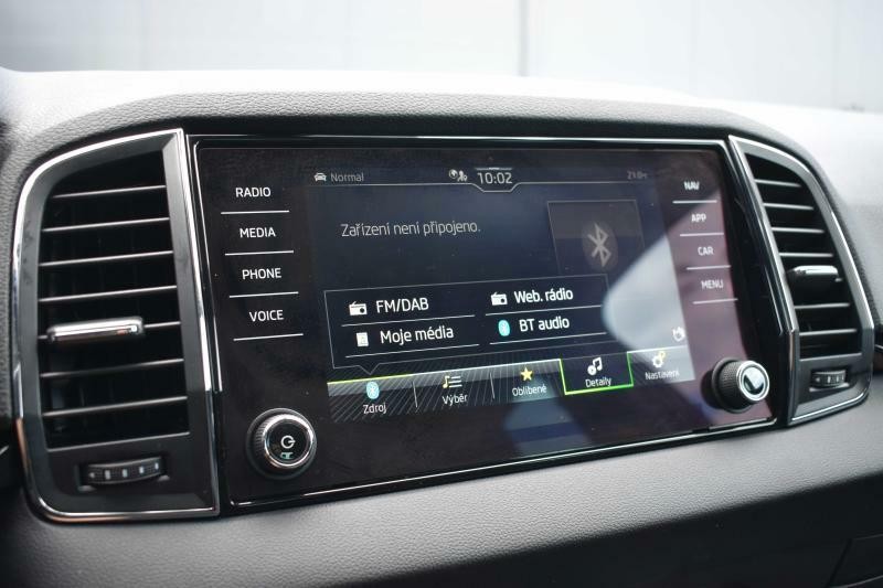 Škoda Karoq 2.0TDI 4x4*STYLE+*DSG*TAŽNÉ*ČR