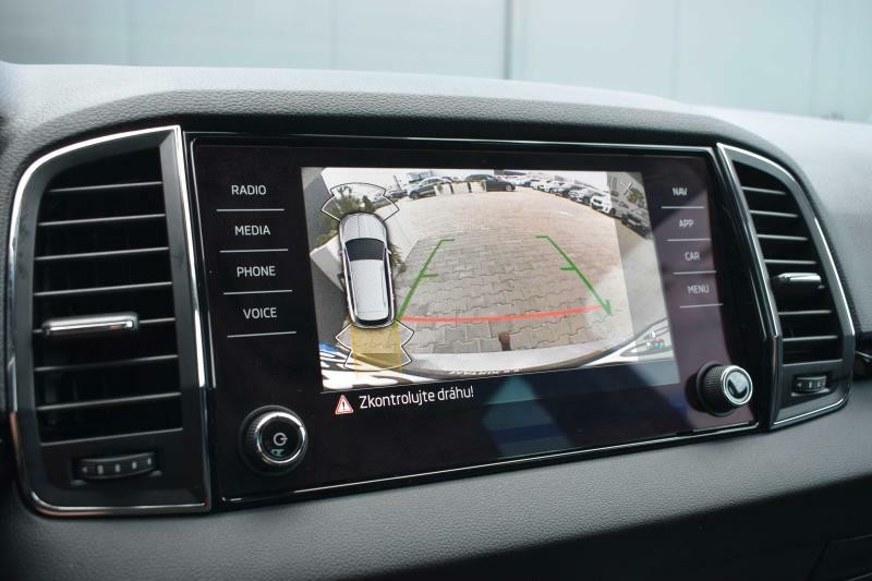 Škoda Karoq 2.0TDI 4x4*STYLE+*DSG*TAŽNÉ*ČR