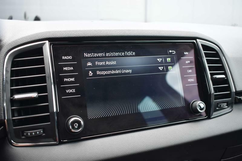 Škoda Karoq 2.0TDI 4x4*STYLE+*DSG*TAŽNÉ*ČR