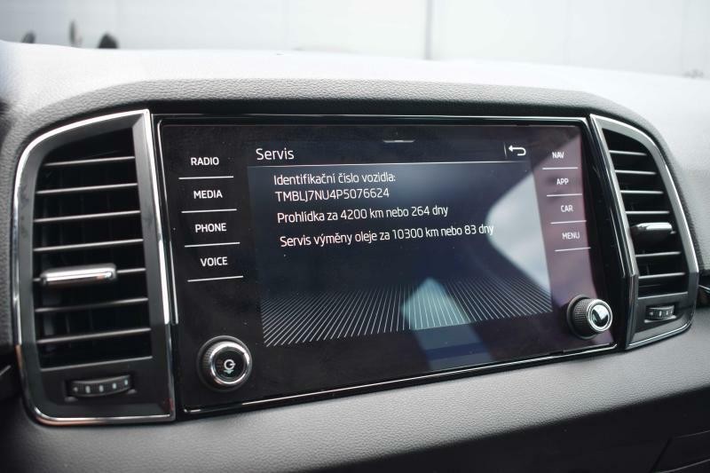 Škoda Karoq 2.0TDI 4x4*STYLE+*DSG*TAŽNÉ*ČR