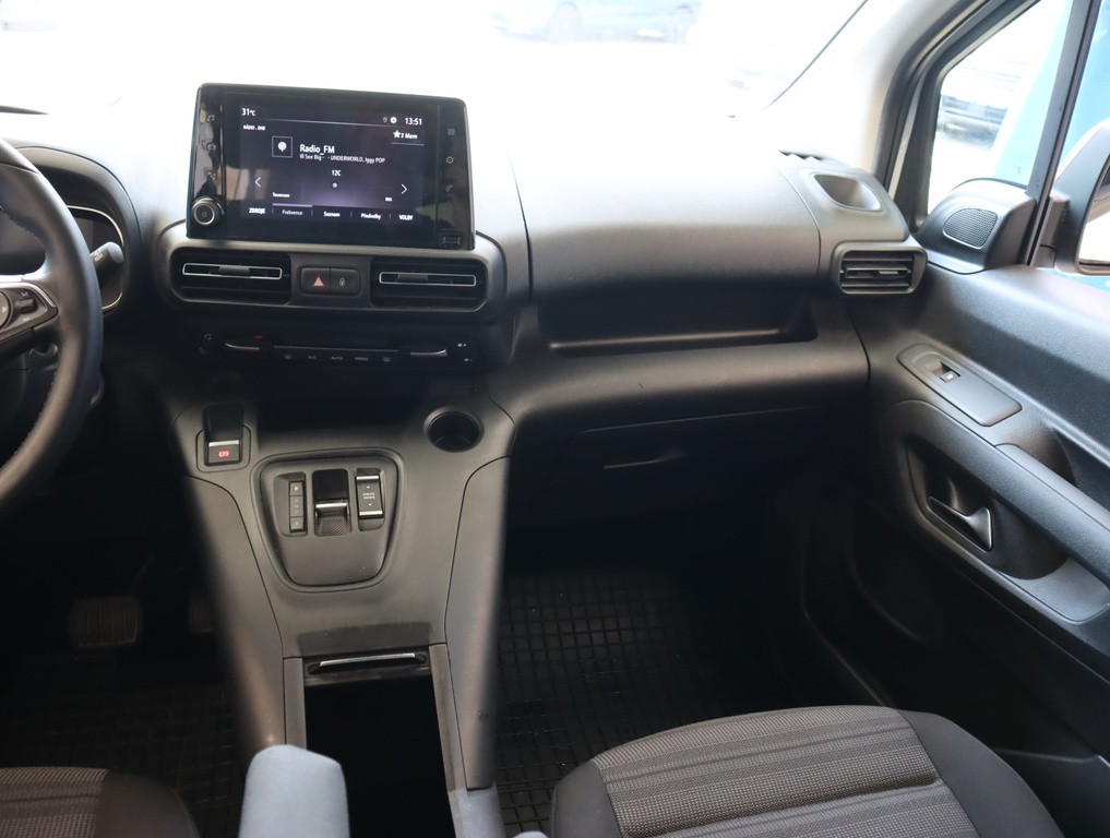 Opel Combo Electric 50kWh SoH 91%, Klimatizácia
