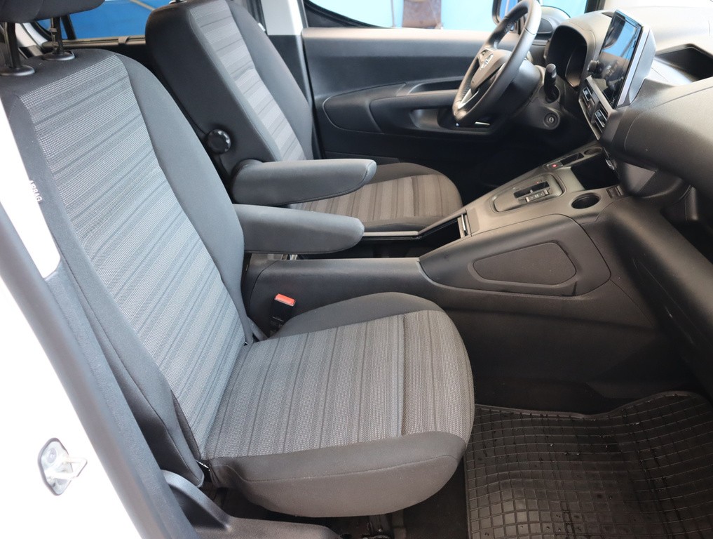 Opel Combo Electric 50kWh SoH 91%, Klimatizácia