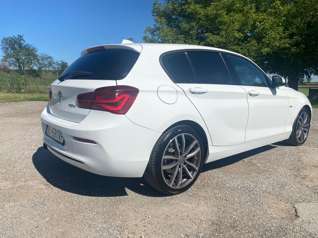 BMW rad 1 118d Sport Line A/T