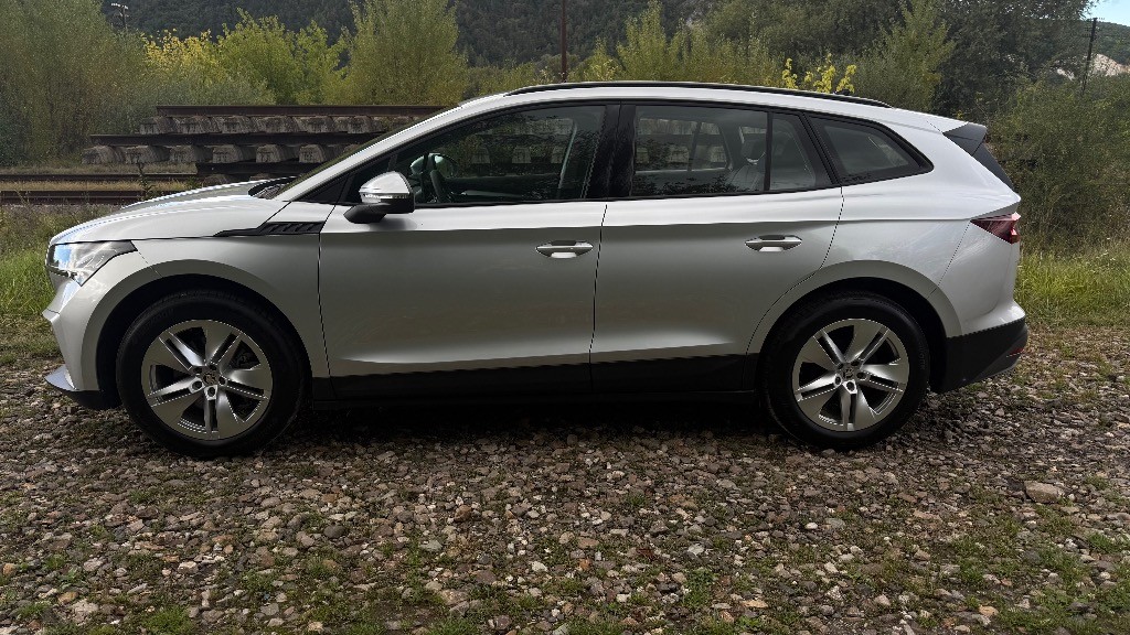Škoda Enyaq 50 --- NOVÉ V ZÁRUKE --- IBA 52KM nájazd ---