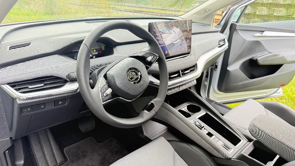 Škoda Enyaq 50 --- NOVÉ V ZÁRUKE --- IBA 52KM nájazd ---