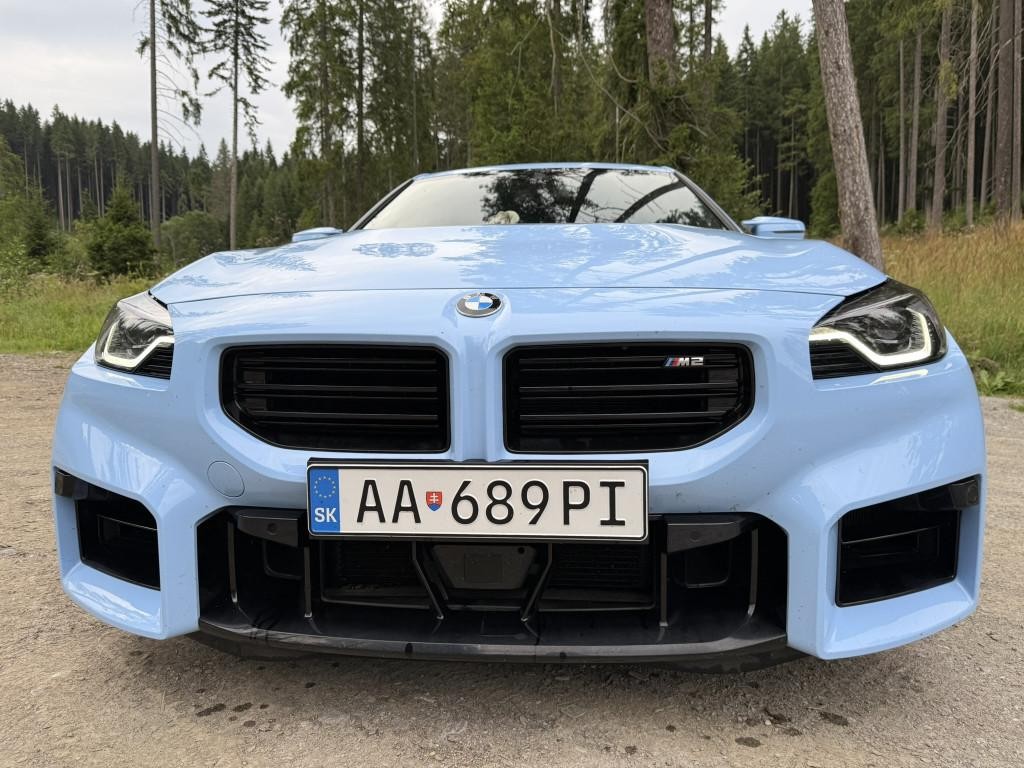 BMW M2 Coupe G87. baby blue. záruka 11/2026