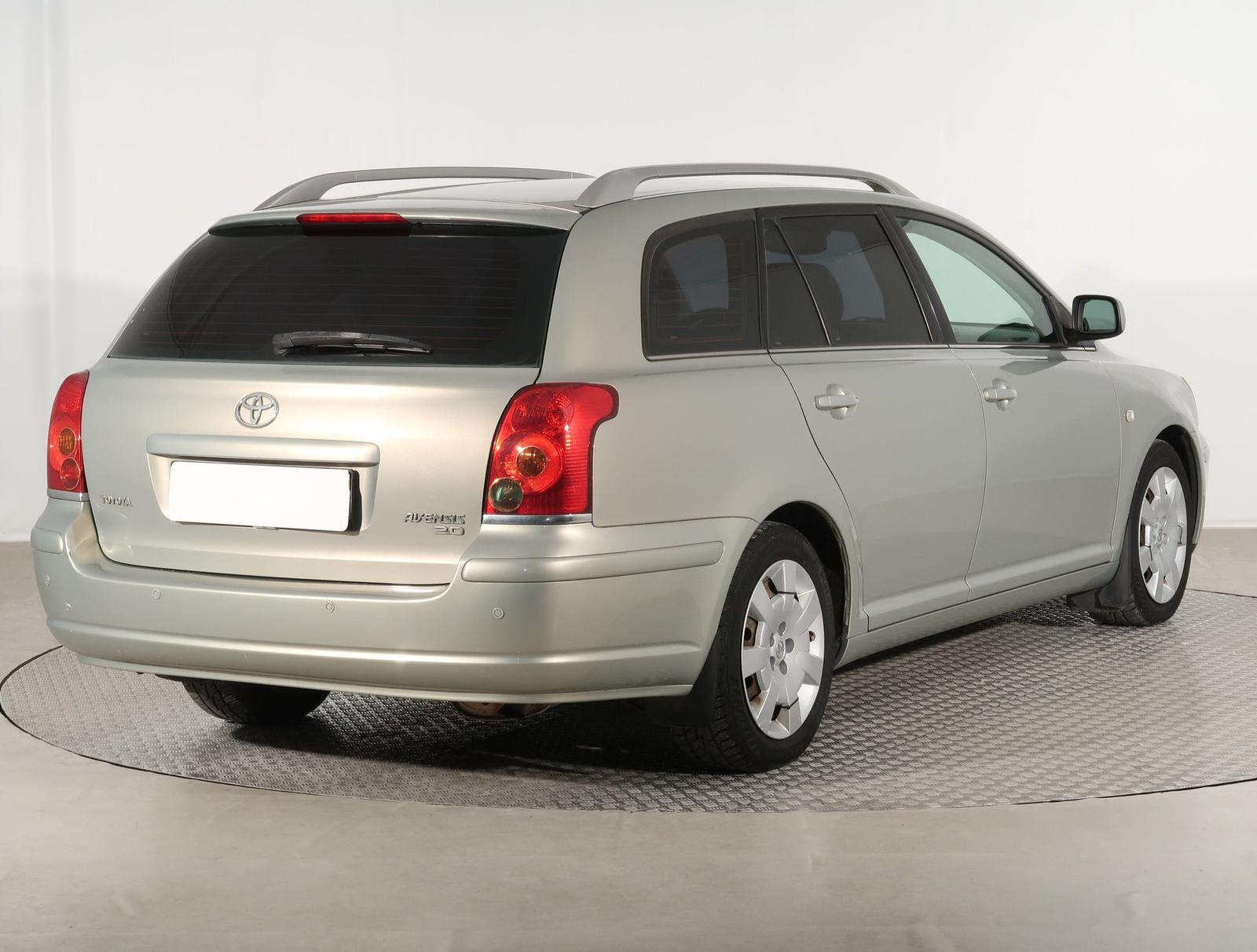 Toyota Avensis Combi 2.0 VVT-i, Base, Serv.kniha, po STK