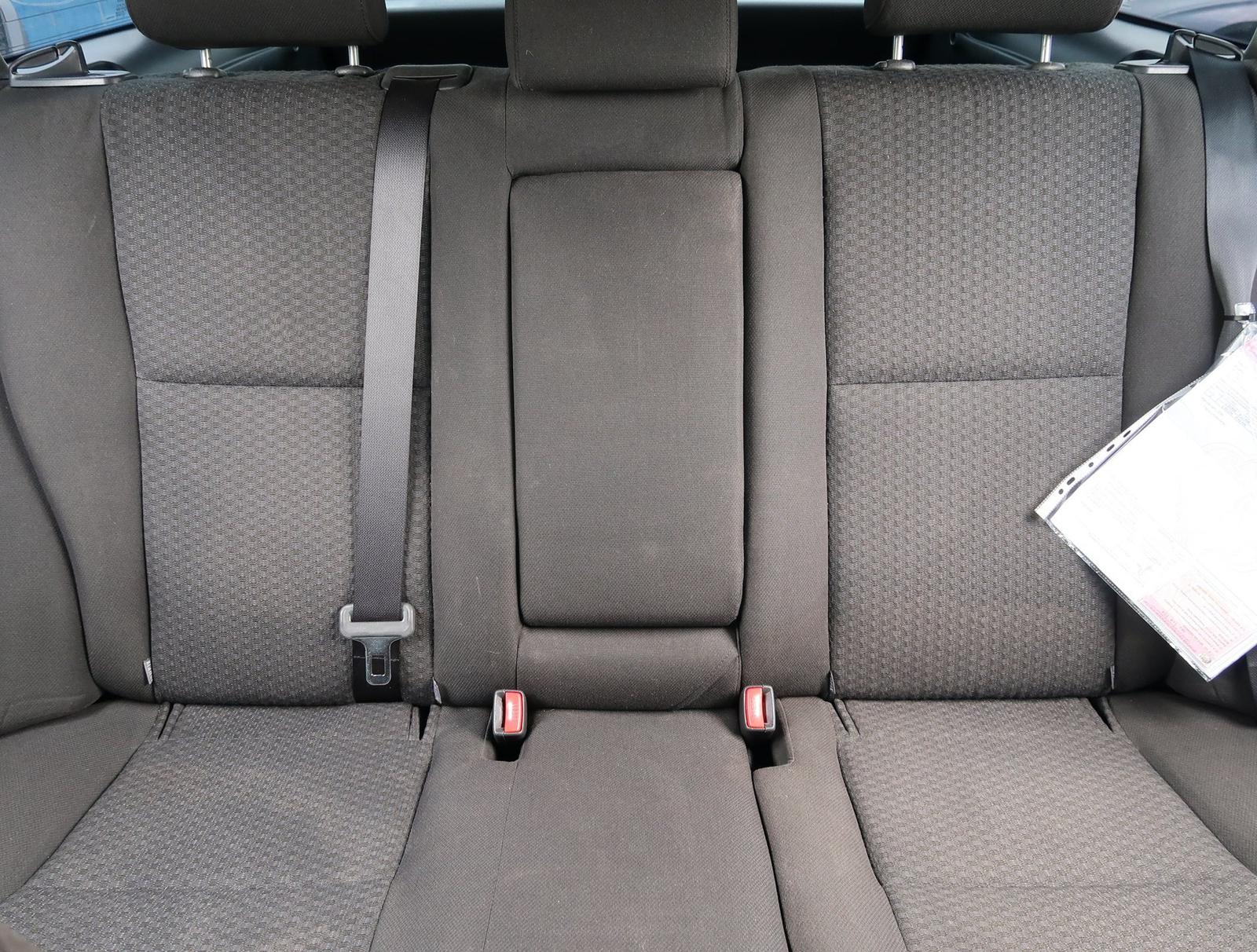 Toyota Avensis Combi 2.0 VVT-i, Base, Serv.kniha, po STK