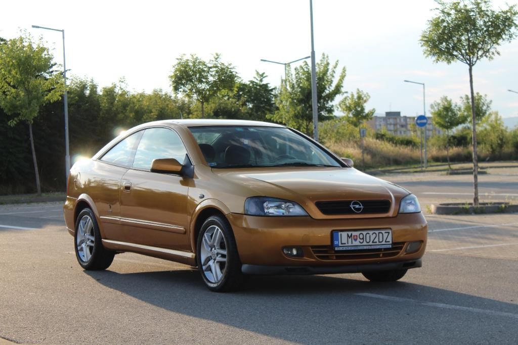 Opel Astra Coupé 2.0 Turbo Bertone