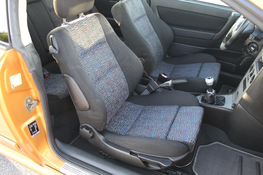 Opel Astra Coupé 2.0 Turbo Bertone