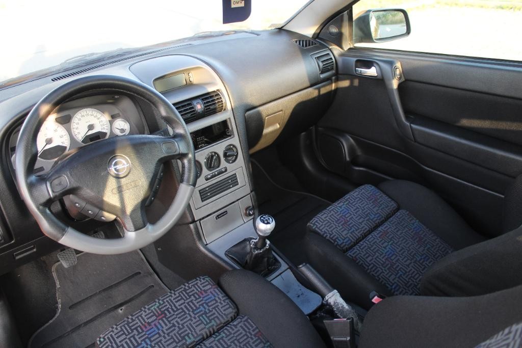 Opel Astra Coupé 2.0 Turbo Bertone