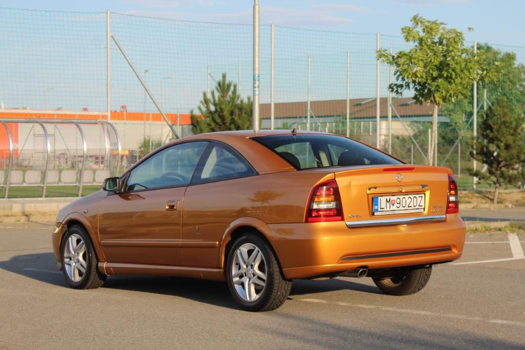Opel Astra Coupé 2.0 Turbo Bertone