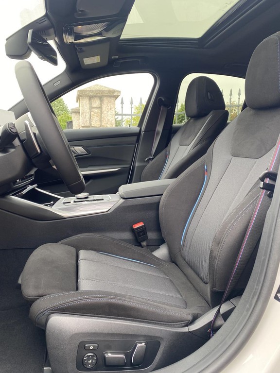 BMW M3 40i mHEV xDrive A/T