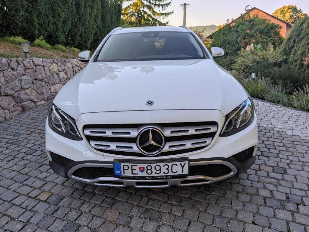 Mercedes E trieda All-Terrain SUV/Combi 190kw Automat