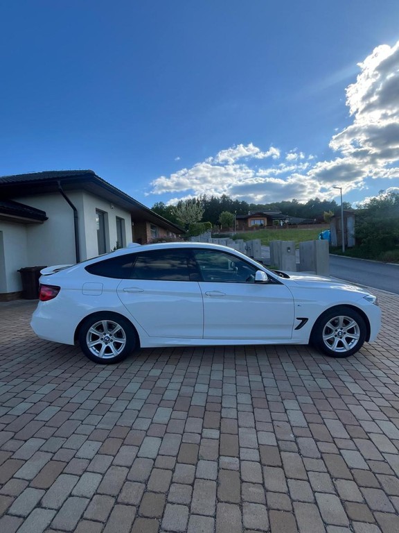 BMW rad 3 GT 320i xDrive GT A/T