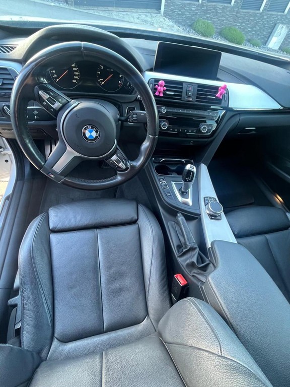BMW rad 3 GT 320i xDrive GT A/T