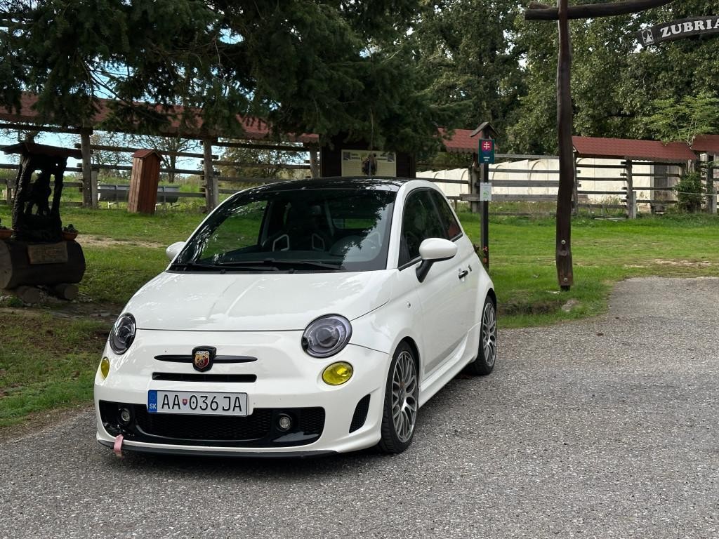 Abarth 500 1.4 TURBO 99kw. Perleť. Xen. AAC