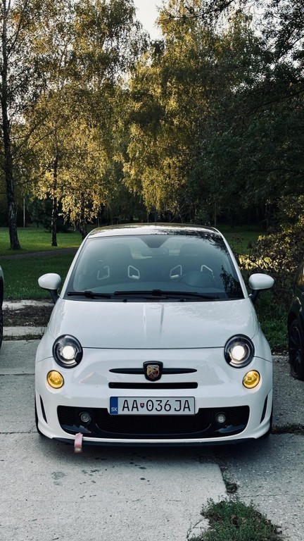 Abarth 500 1.4 TURBO 99kw. Perleť. Xen. AAC