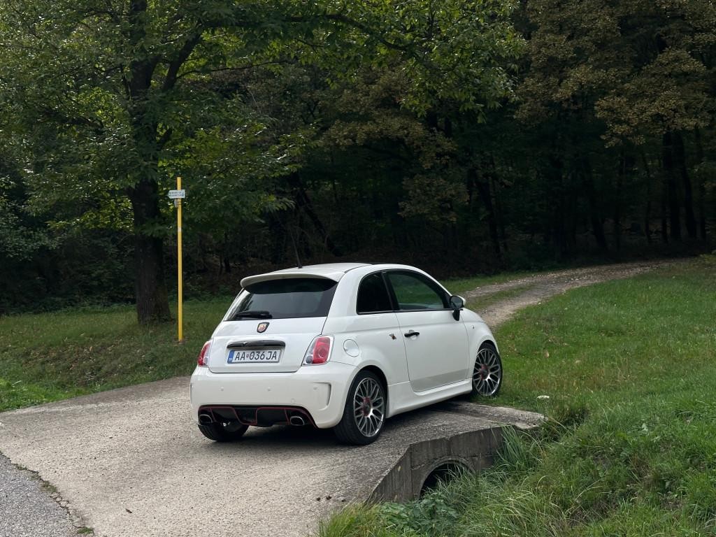Abarth 500 1.4 TURBO 99kw. Perleť. Xen. AAC