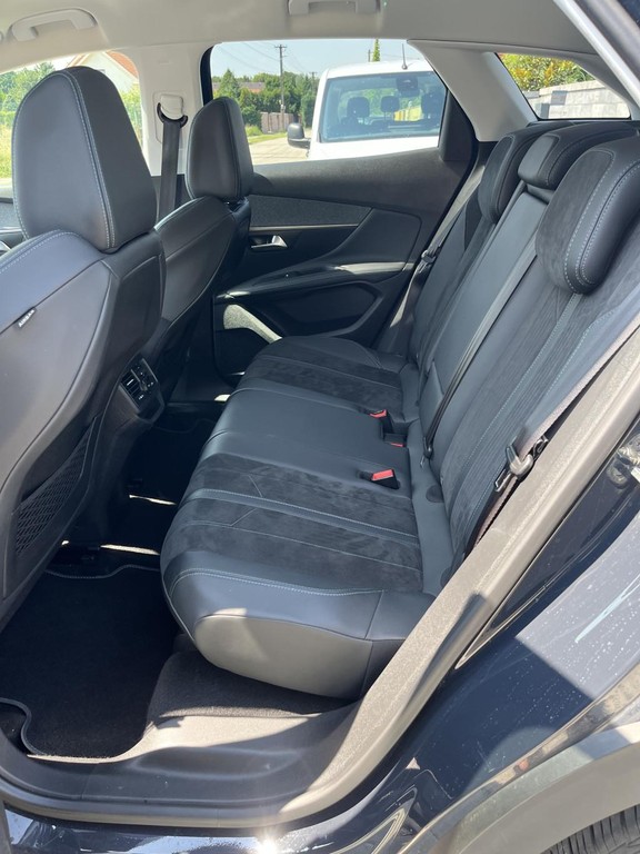 Peugeot 3008 1.2 PureTech Active E6.2 EAT8