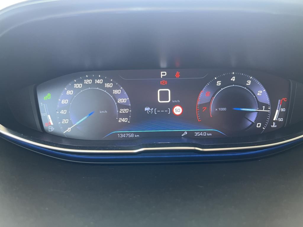 Peugeot 3008 1.2 PureTech Active E6.2 EAT8