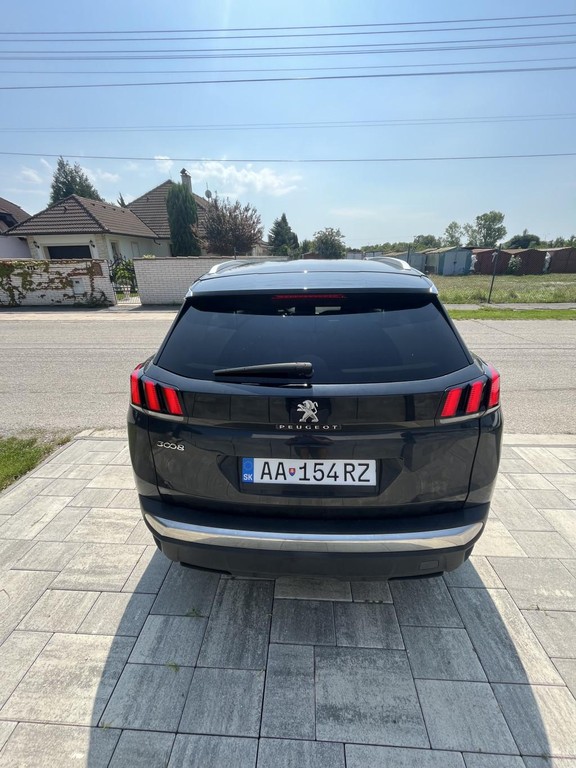 Peugeot 3008 1.2 PureTech Active E6.2 EAT8