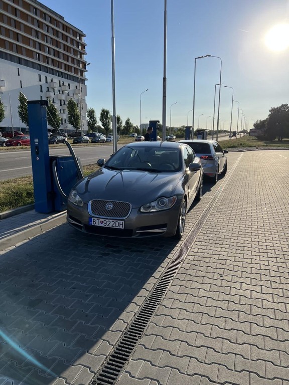Jaguar XF 3.0 D Premium