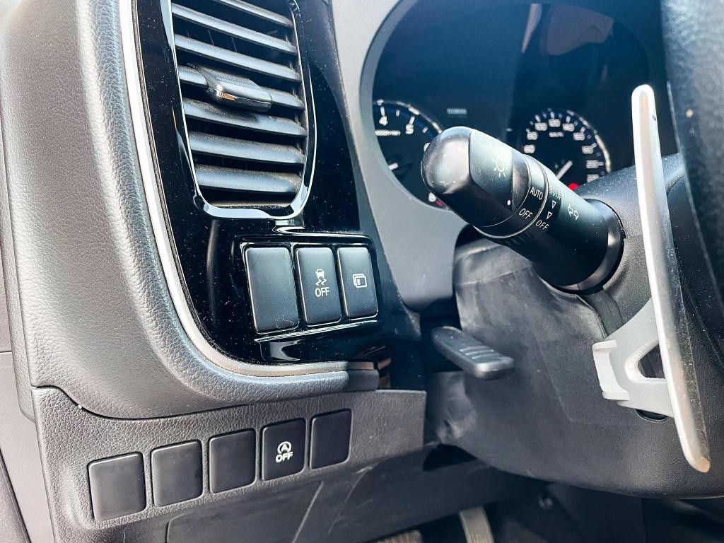 Mitsubishi Outlander 2.0 MIVEC Intense+ 4WD CVT