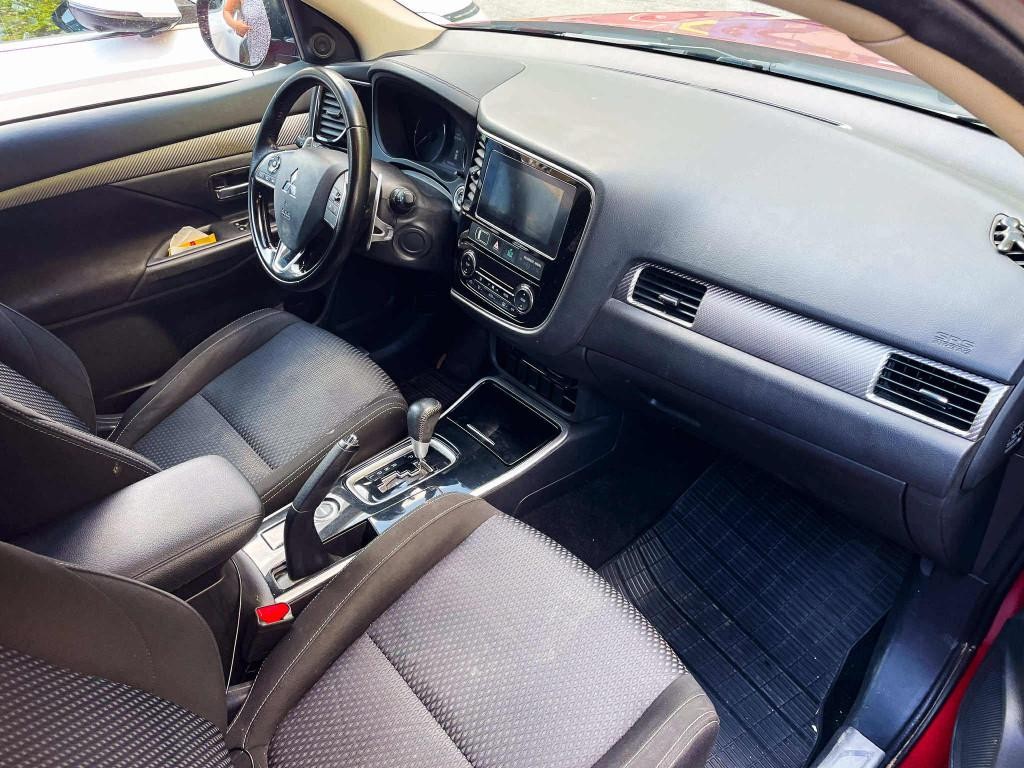 Mitsubishi Outlander 2.0 MIVEC Intense+ 4WD CVT