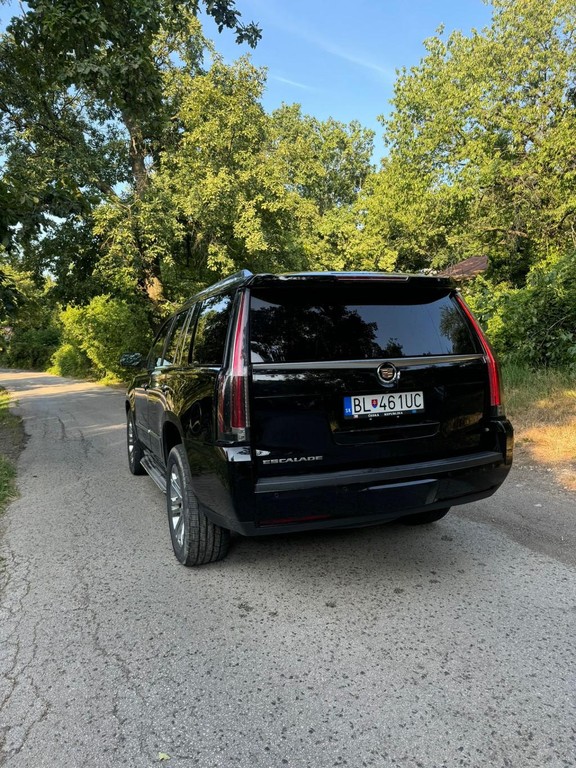 Cadillac Escalade 6.2 V8