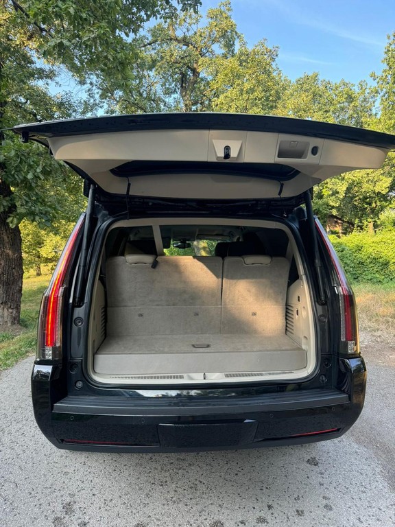 Cadillac Escalade 6.2 V8