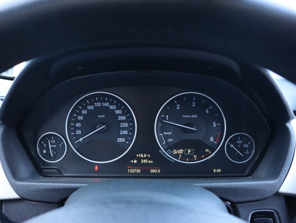 BMW 3 320 d xDrive Automat, Serv.kniha, Koža, Navigácia