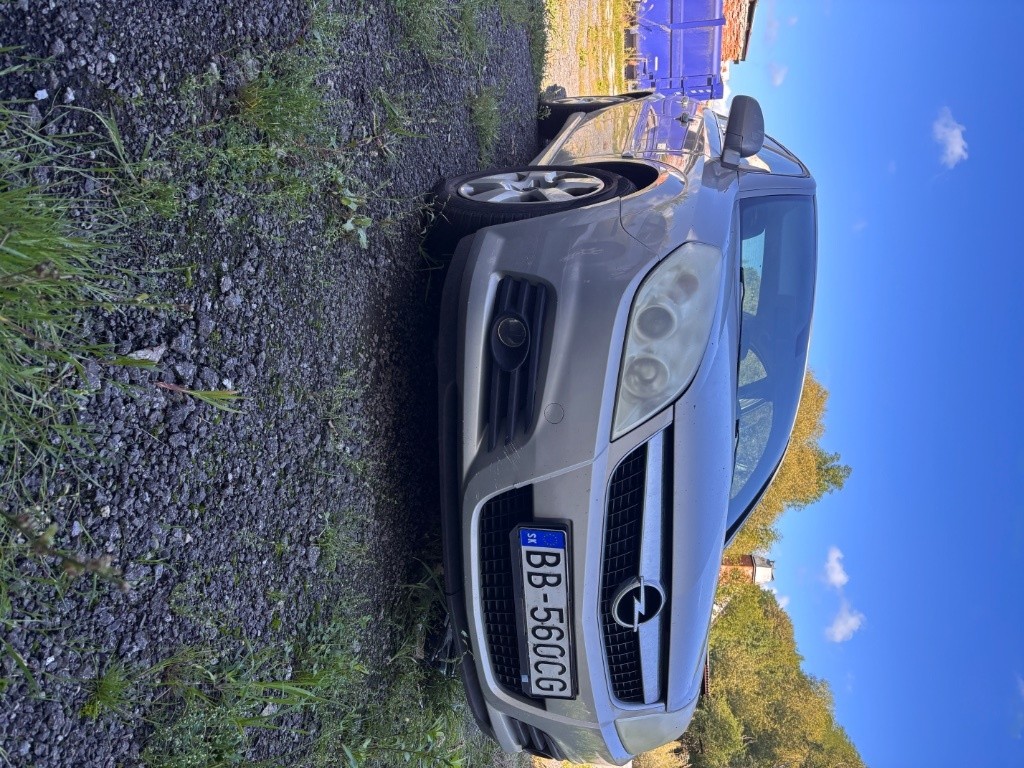 Opel Vectra 1.8 16V, 2005, sedan