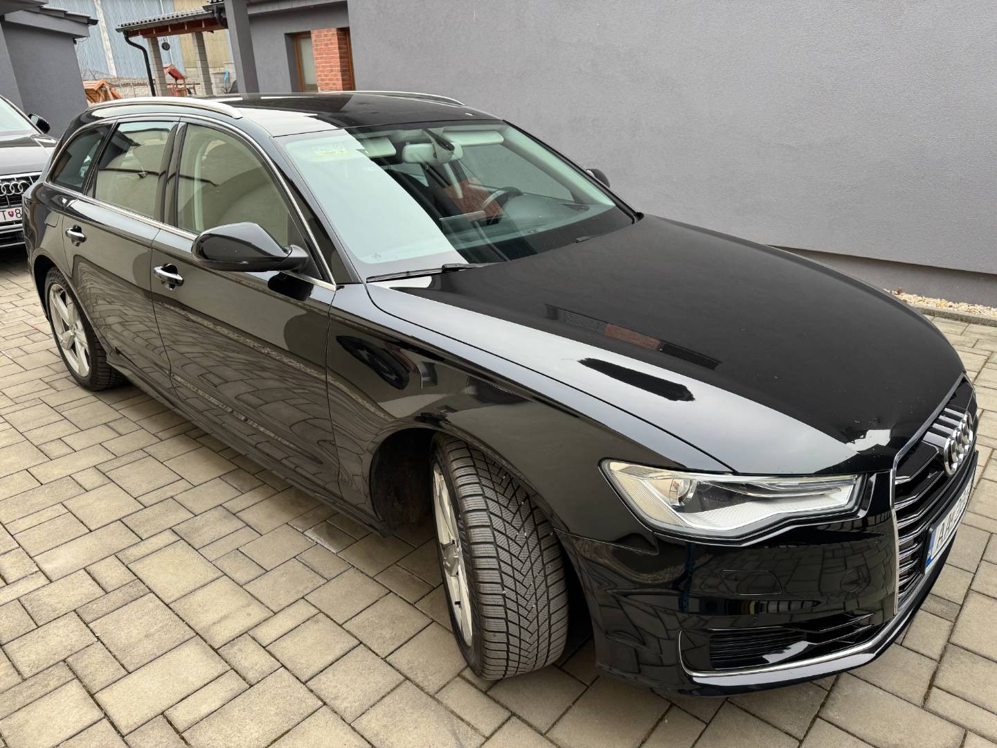 Audi A6 Avant FACELIFT, 2,0 TDI, MANUÁL, 2/2015, PO SERVISE