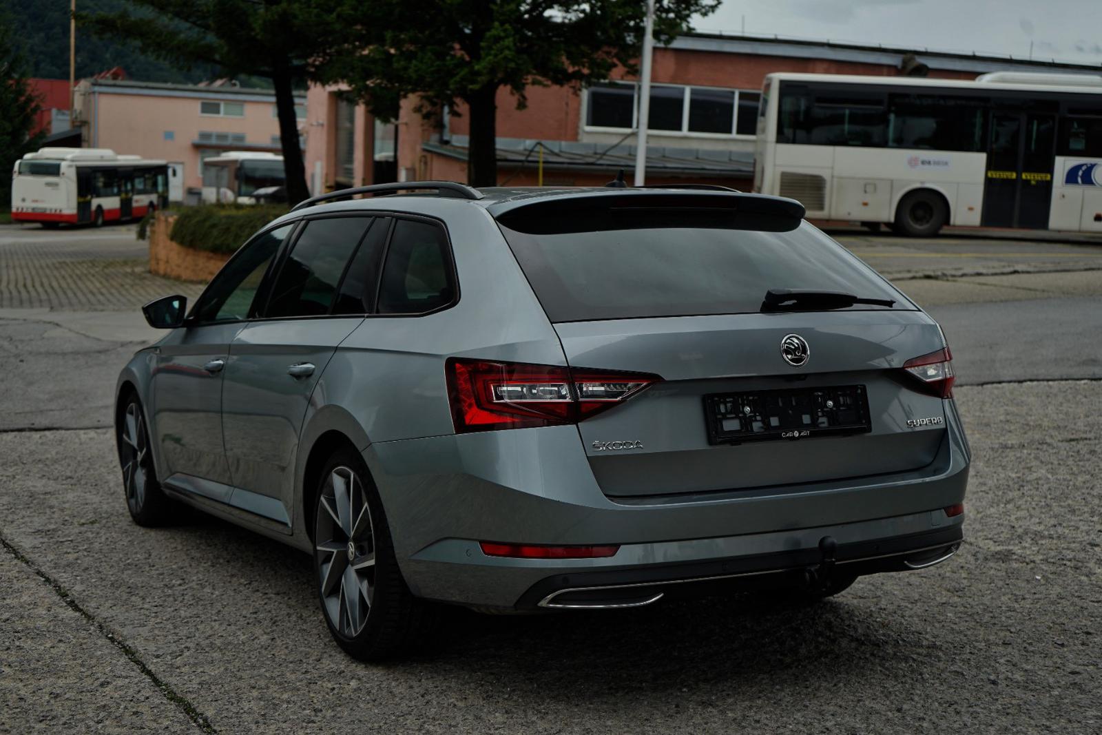 Škoda Superb Combi 2.0 TDI SCR Sportline DSG