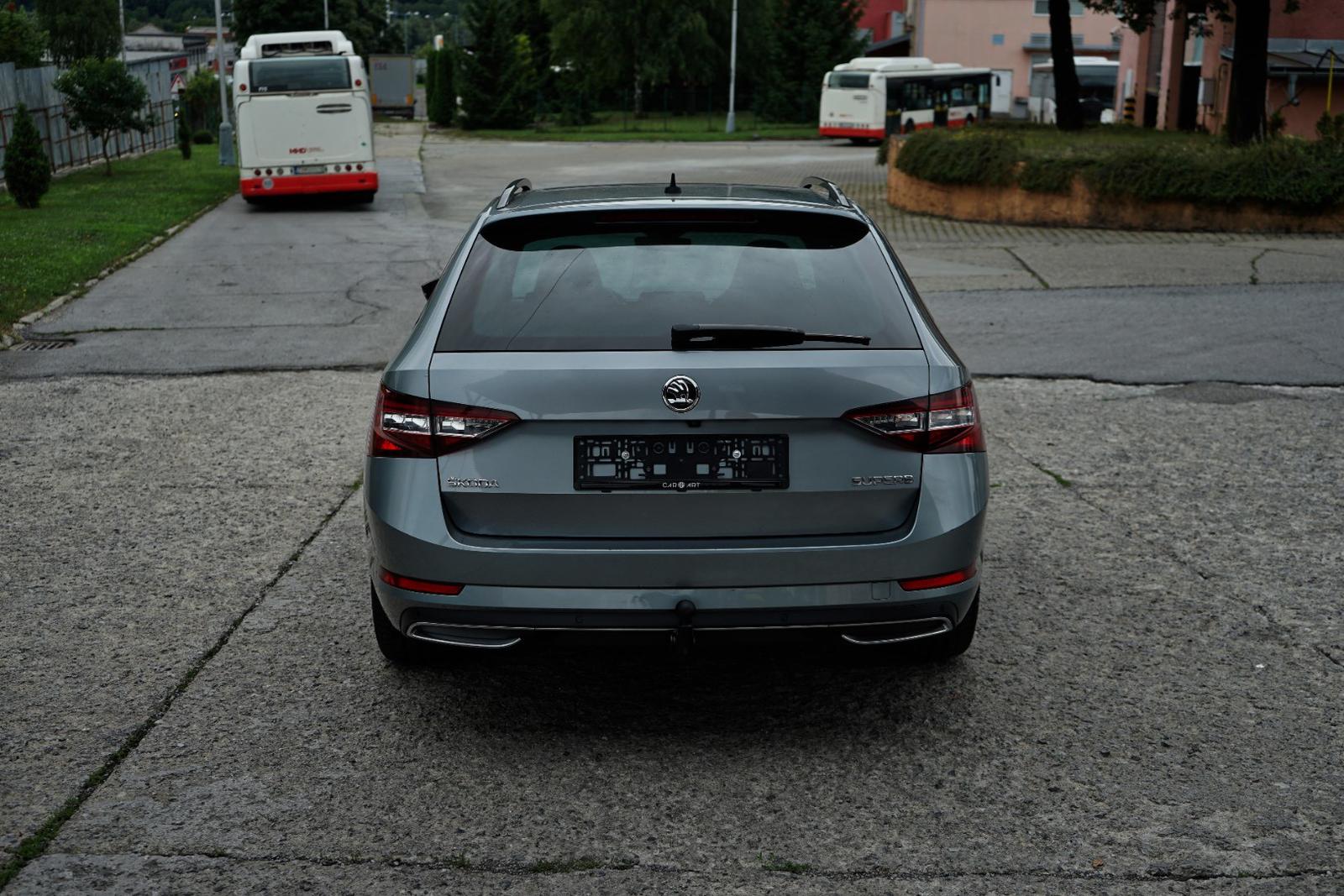 Škoda Superb Combi 2.0 TDI SCR Sportline DSG