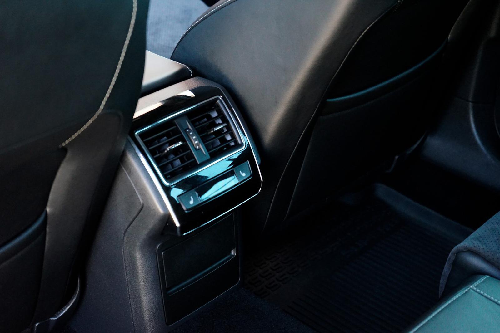 Škoda Superb Combi 2.0 TDI SCR Sportline DSG