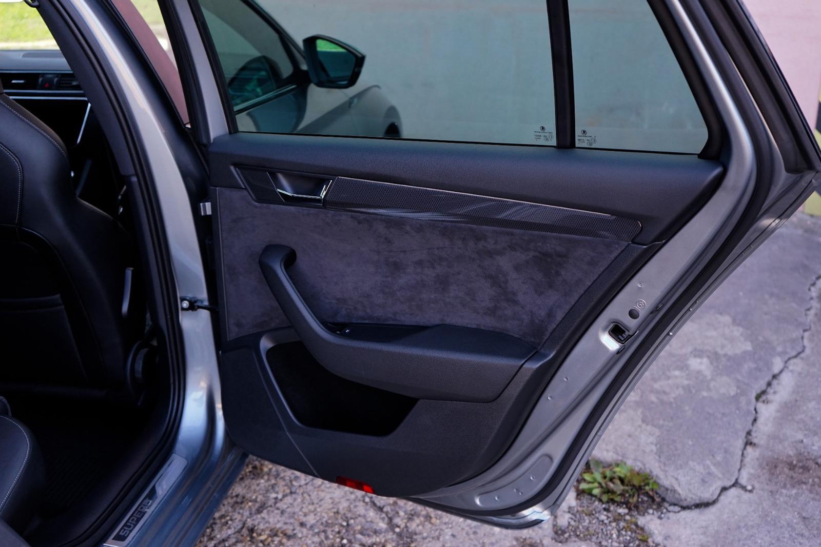 Škoda Superb Combi 2.0 TDI SCR Sportline DSG