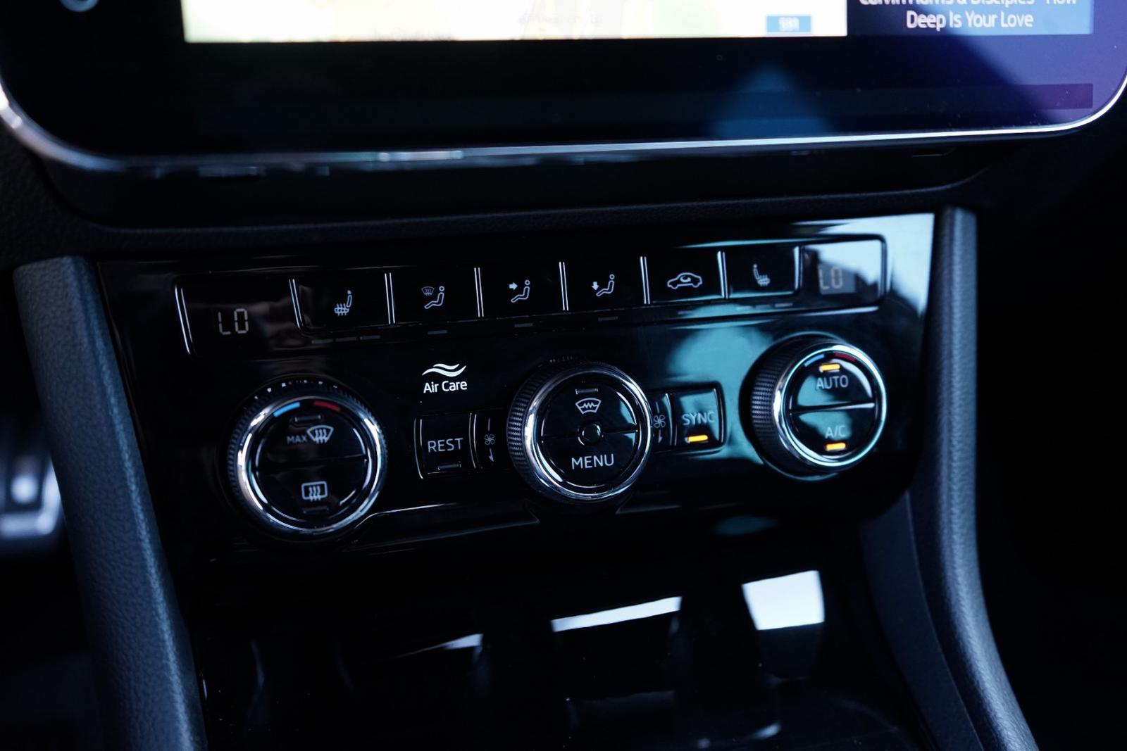 Škoda Superb Combi 2.0 TDI SCR Sportline DSG