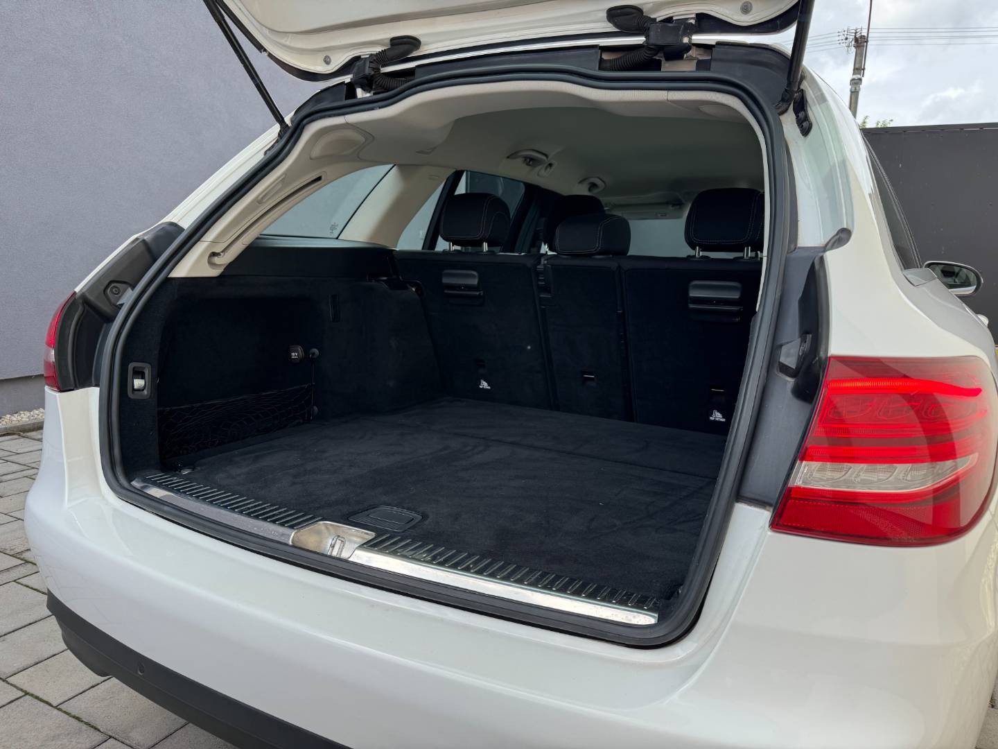 Mercedes-Benz C trieda Kombi C220D,SPORT, 143 672KM, 2/2015,BURMESTER